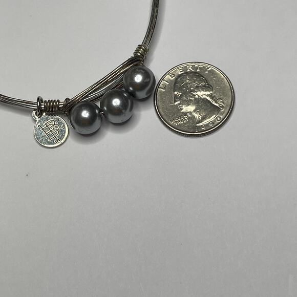 BOURBON & BOWETIES silver tone bracelet bangle gray faux pearls wire wrapped - Picture 5 of 8